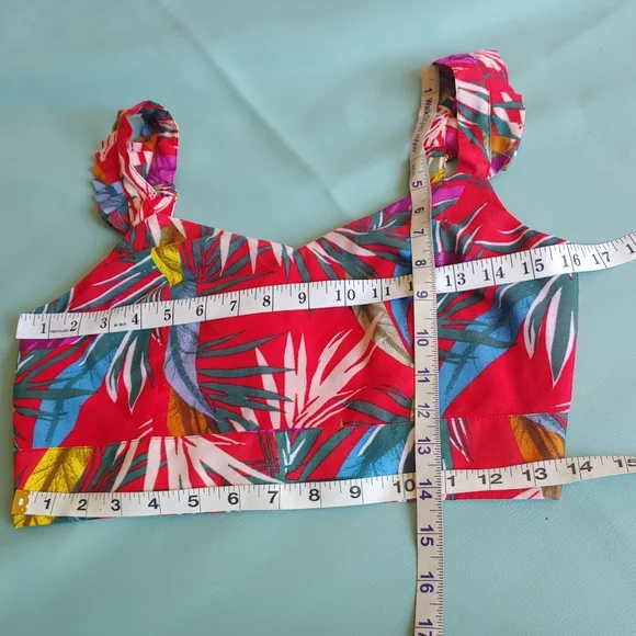 Red Carter Darcy Crop top - Picture 6 of 8